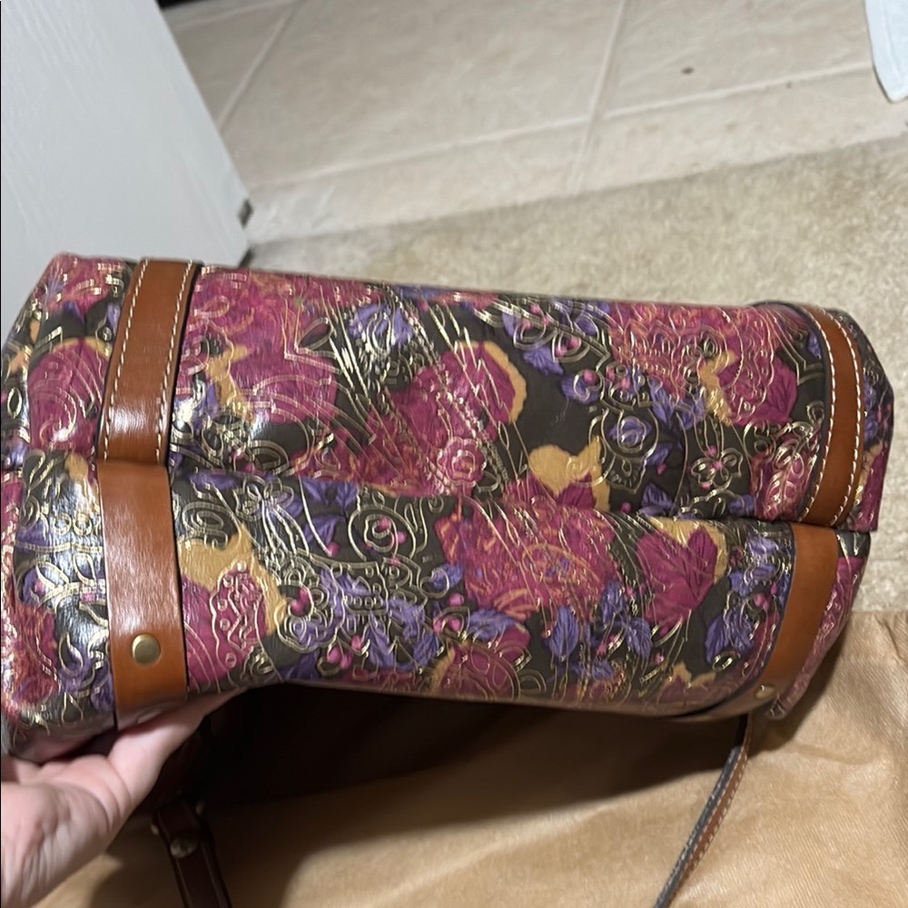 Parricia Nash Pink Purple and Gold Paisley and Floral Tote and Wallet Set - Picture 10 of 10